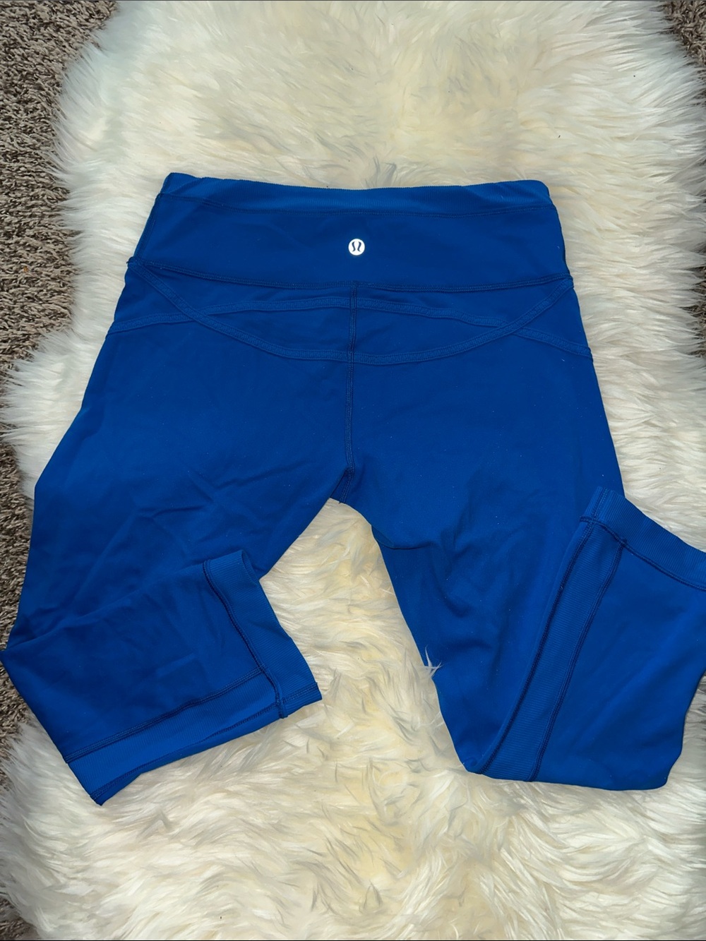 **RARE** discontinued Lululemon Athletica Cropped Leggings